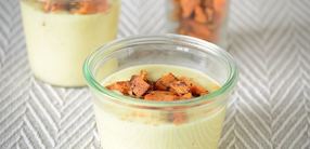 Pastinaken-Kokos-Suppe mit Gemüseeinlage