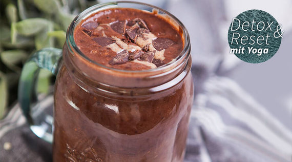 Superfood Hot Chocolate Breakfast Smoothie