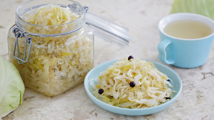 Aprikosensauerkraut mit Petersilienstampf