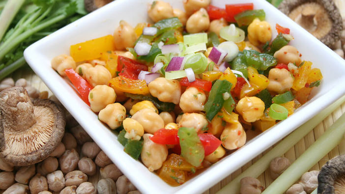 Kichererbsensalat mit Tofu
