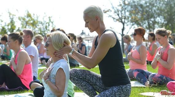 Wie finde ich den richtigen Yogalehrer?
