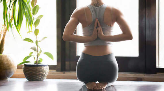 Warum Yoga-Atmung bei Rückenschmerzen hilft