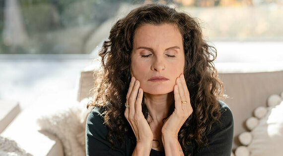 CMD – wie Yoga helfen kann