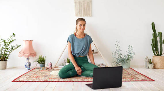 Die 10 besten Tipps für den Online-Yoga-Unterricht