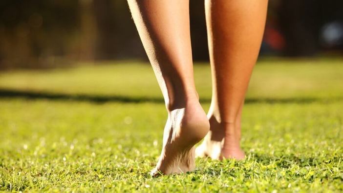 High ohne Heels: Die Freuden der Barfuß-Existenz