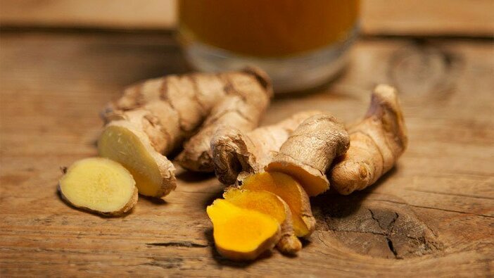 How to make turmeric and ginger tea