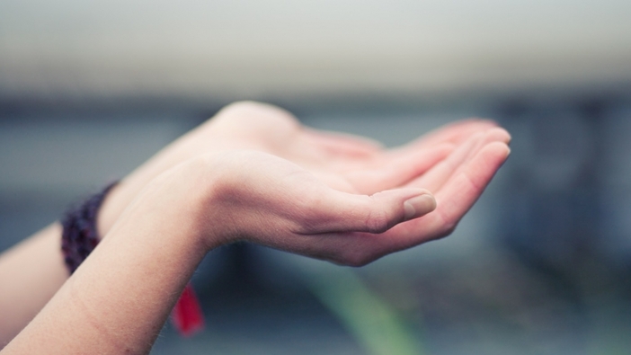 5 tips to avoid wrist pain in yoga