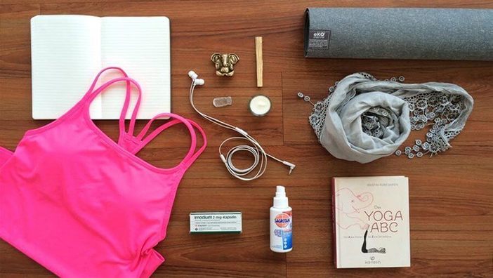 Die ultimative Yoga-Packliste für die Ferien