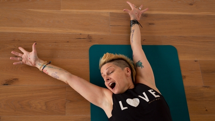 Pandiculation - the benefits of stretching like a cat