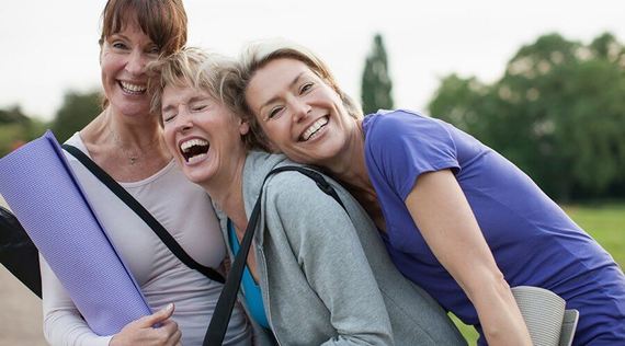 Yoga ab 40: Asanas, die jung halten!