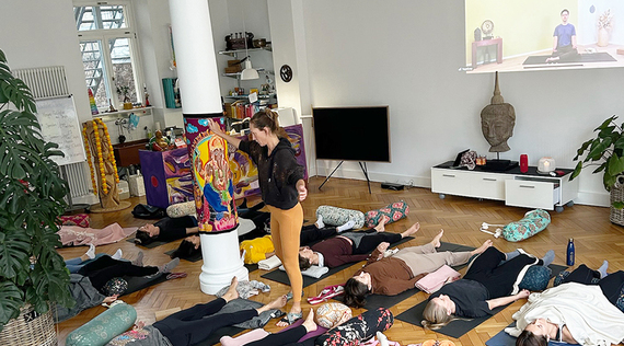 be yogi und YogaEasy eröffnen neue Wege im Yoga