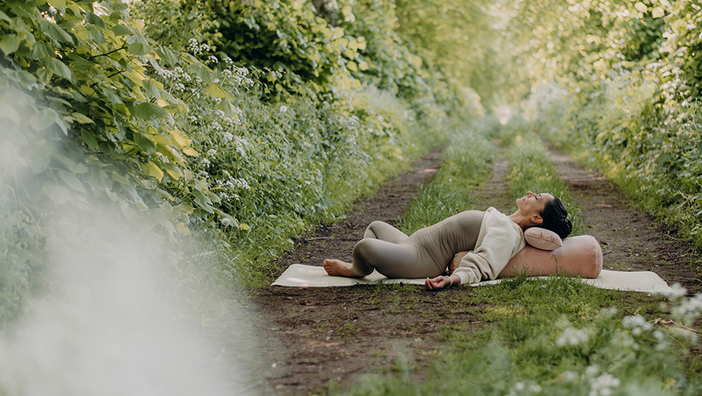 Yin Yoga und das Nervensystem: Regulation statt Entspannung