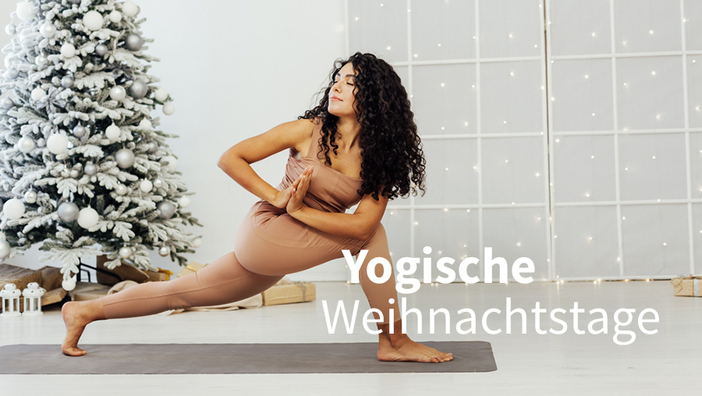 So überstehst du Weihnachten mit Yoga