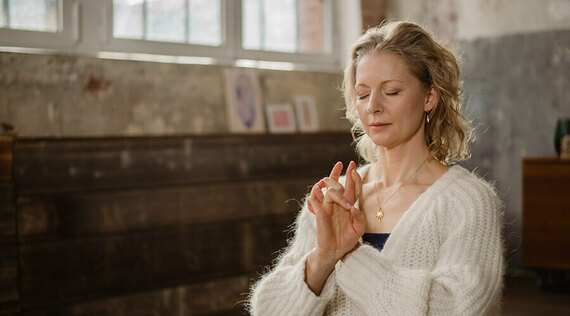 Alles über Mudras: Ausführung, Wirkung, Tradition