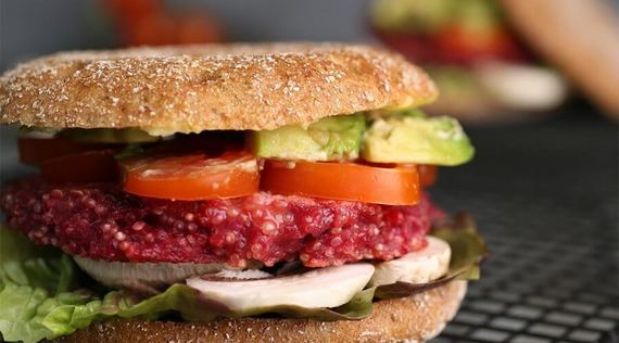 Quinoa-Burger mit Portobello-Pilz