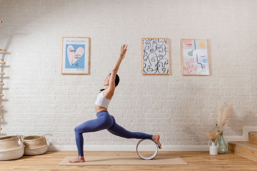 Yoga Wheel: Wie es deine Praxis bereichert