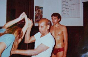 Larry Schultz mit Patthabi Jois