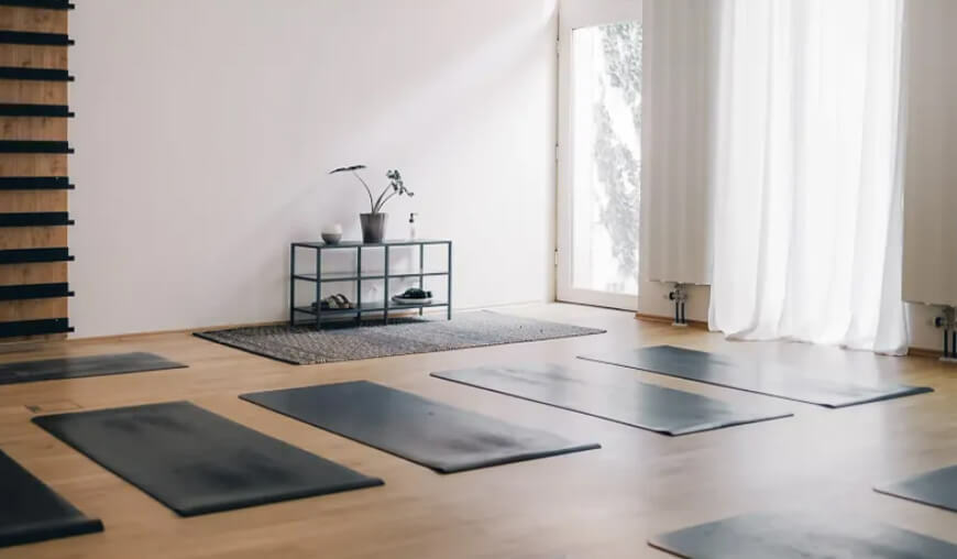top-yogastudio-Karlsruhe-Urban-Yoga-Innenbereich-Studio