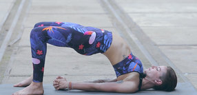 Tutorial: Asana – die Schulterbrücke (Setu Bandha Sarvangasana)