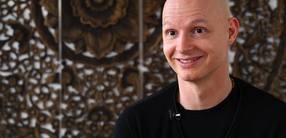 René Hug über Yin Yoga und was Yoga für ihn ist