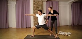 Yoga für Sportler mit Charly Steeb