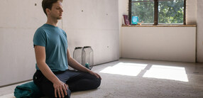 Jivamukti-Meditation in 3 Schritten