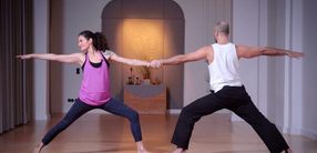 Partneryoga für mehr Balance
